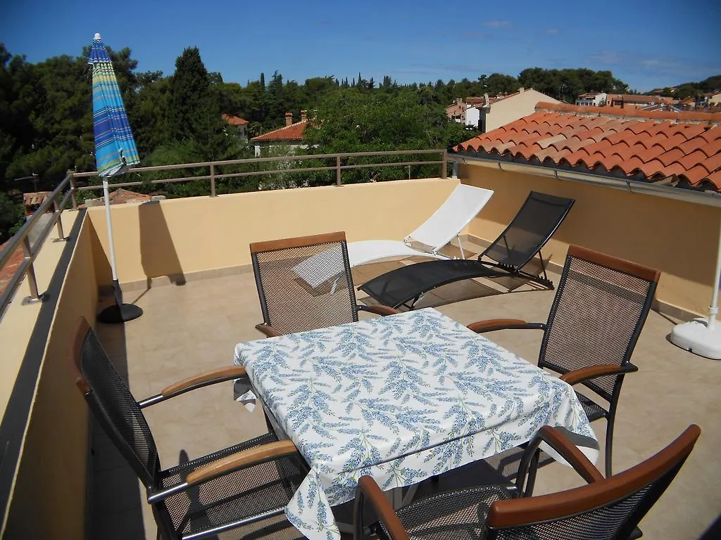 Stella Mare Apartments Rovinj 0*,